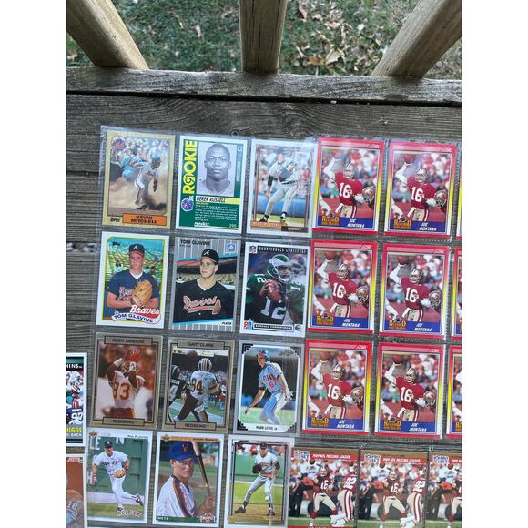 Lot of 72 Baseball and Football Cards - Picture 14 of 16